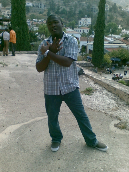  - click for next photo