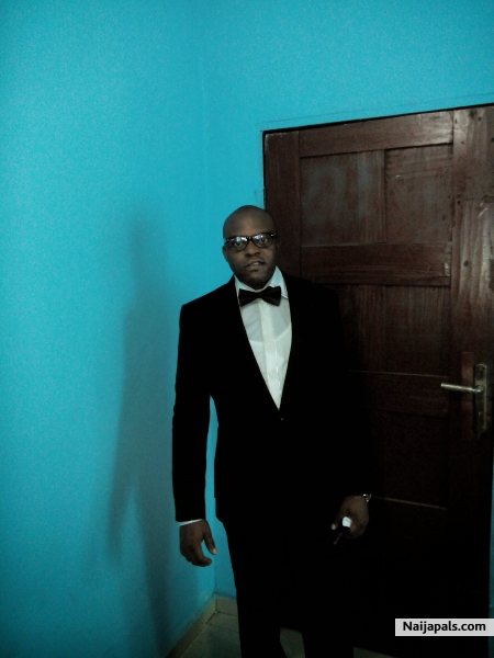 Cyrus - click for next photo