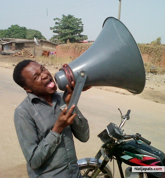 comedian fk - click for next photo