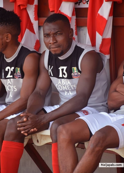 Okere on the bench for Abia Comet - click for next photo
