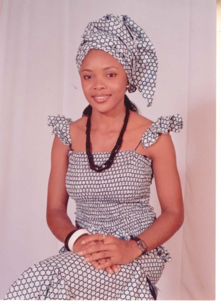 African beauty - click for next photo
