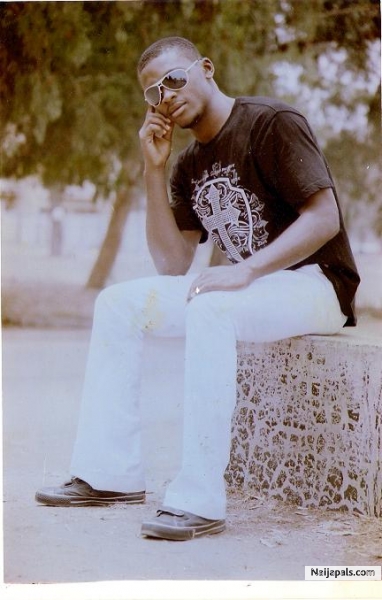  - click for next photo