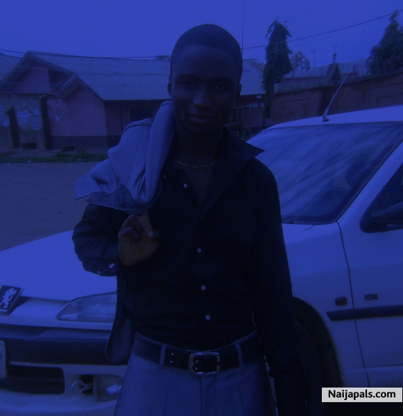  - click for next photo