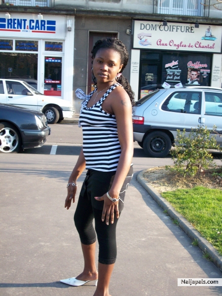 - click for next photo