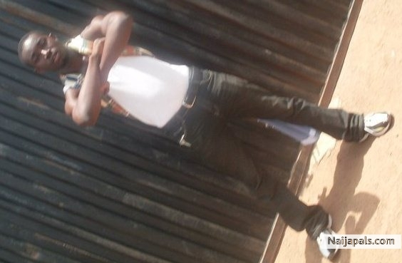  - click for next photo