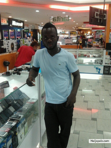  - click for next photo