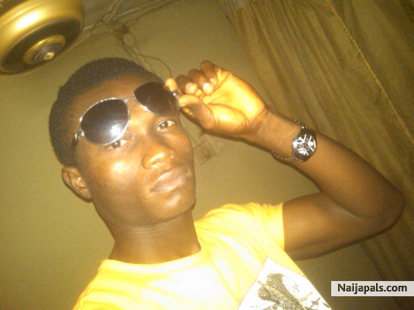 profile picture - click for next photo
