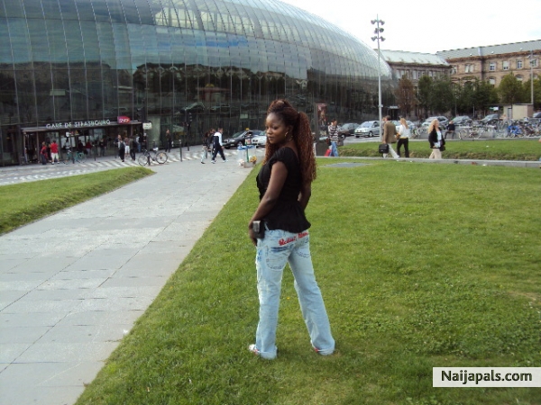  - click for next photo