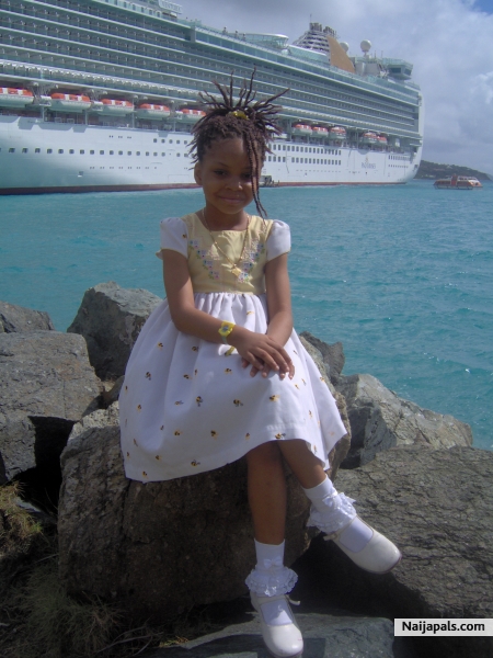 Princess Vanessa - click for next photo