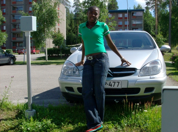  - click for next photo