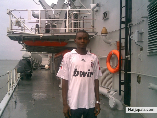  - click for next photo