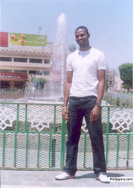  - click for next photo