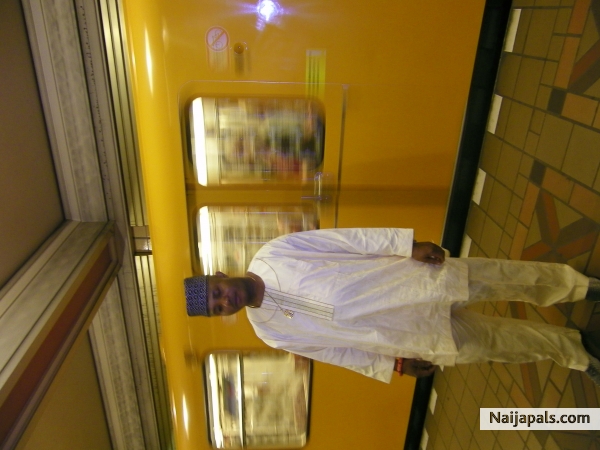  - click for next photo