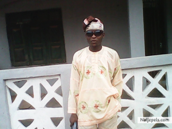  - click for next photo