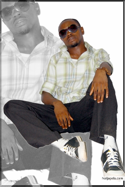  - click for next photo