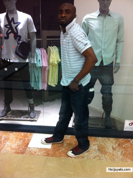 Bisness man - click for next photo