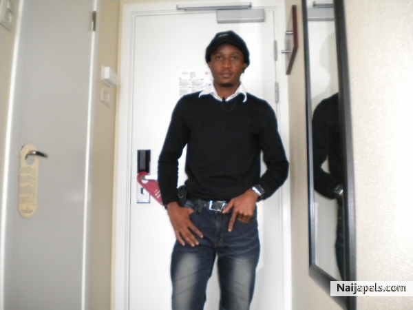 jst chillin - click for next photo