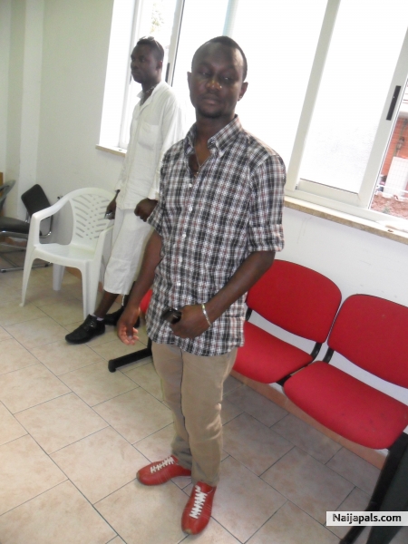  - click for next photo