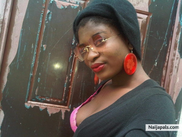 SWagalicious Myde - click for next photo