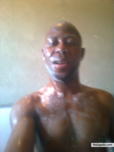 under d shower - click for next photo