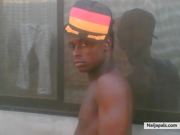  - click for next photo