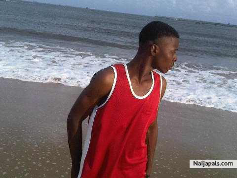  - click for next photo