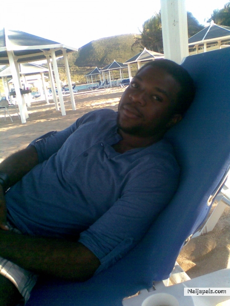 at d beach chillin' - click for next photo