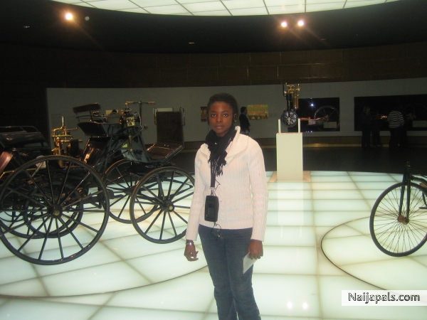  - click for next photo