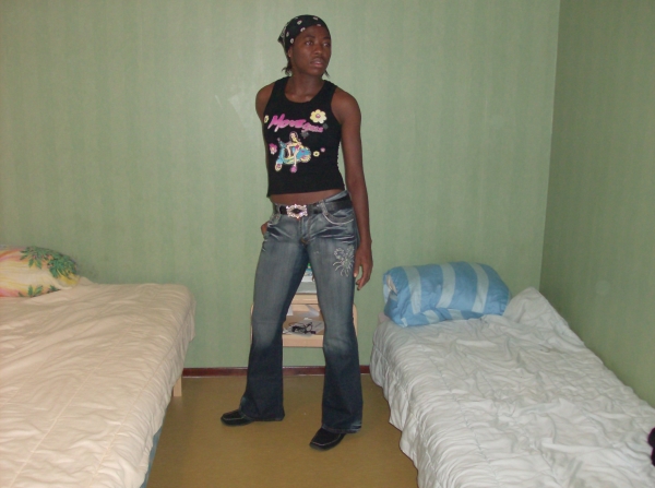 - click for next photo