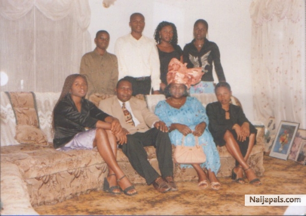 family of fortune - click for next photo
