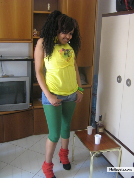  - click for next photo