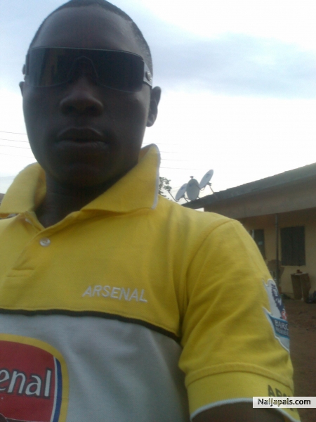 iyke - click for next photo