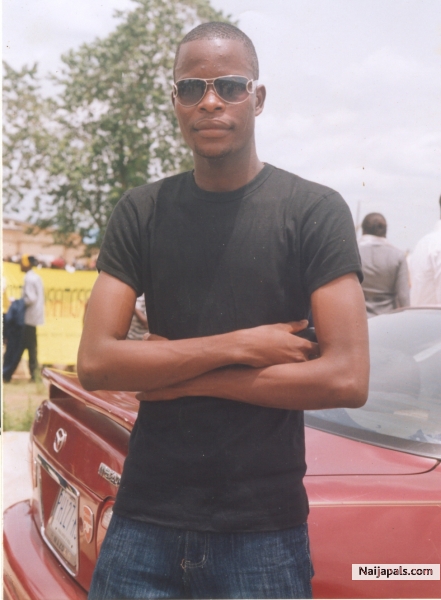  - click for next photo