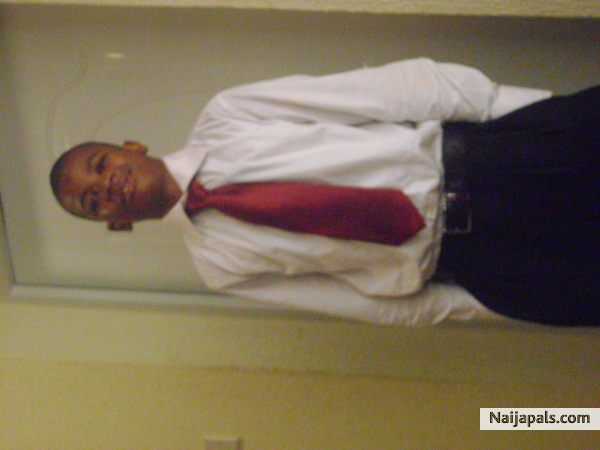 i just dey come back from work - click for next photo