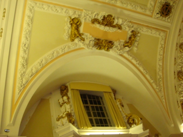  - click for next photo