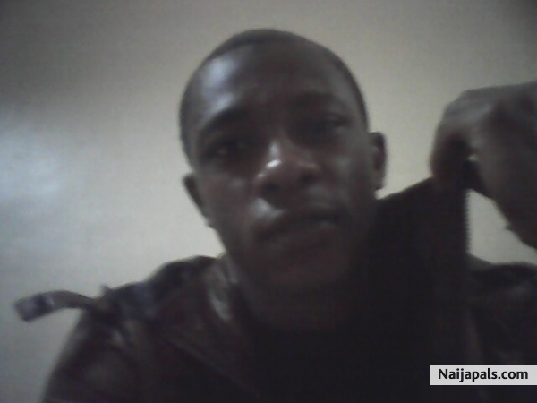 e - click for next photo