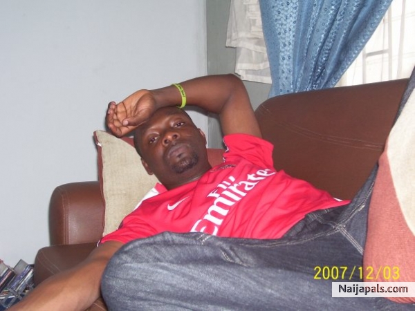 Gunners for life - click for next photo