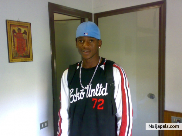 - click for next photo