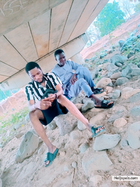 No Cap 🧢 - click for next photo