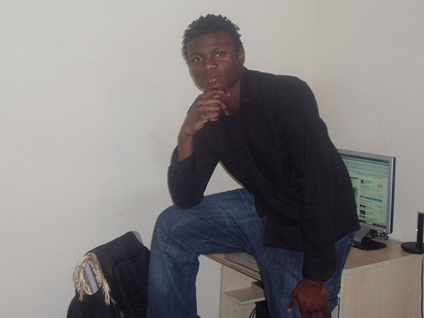  - click for next photo
