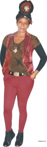 Lady B., Creativity at it' s full peak! - click for next photo