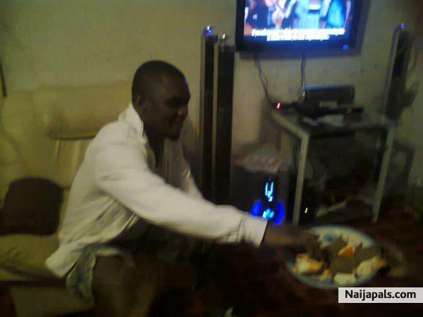  - click for next photo
