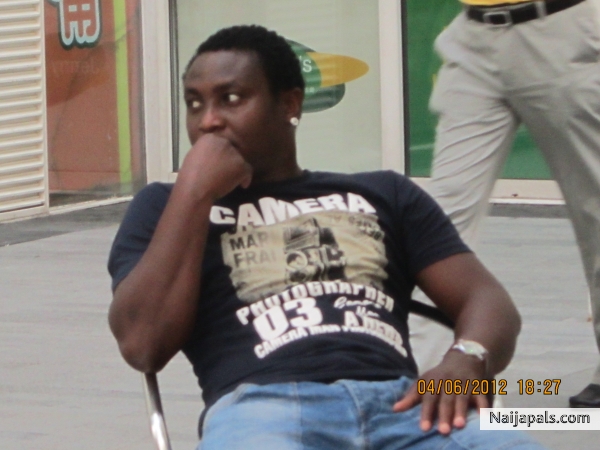  - click for next photo