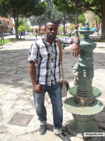 - click for next photo