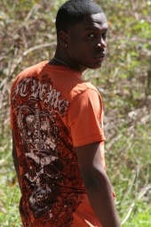  - click for next photo