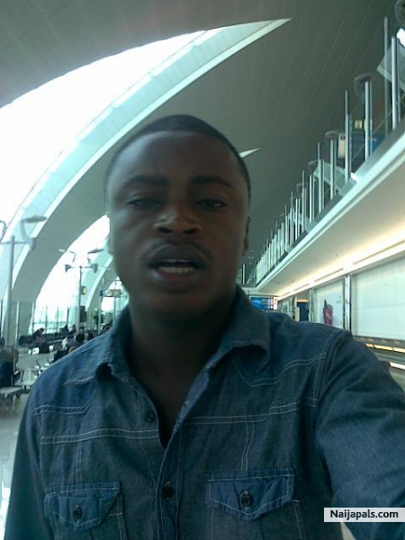 ARRIVING DUBAI - click for next photo