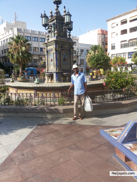  - click for next photo
