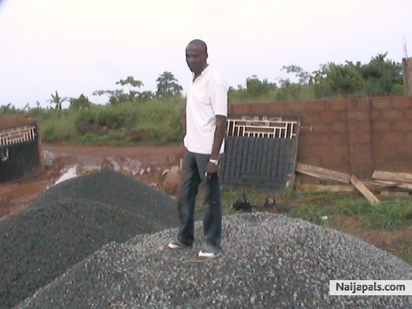  - click for next photo