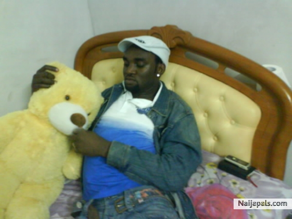  - click for next photo