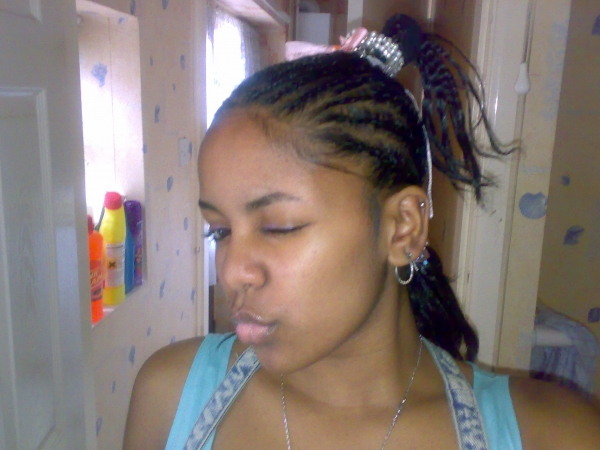 mwah...... - click for next photo